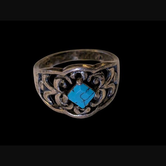 925 Oxidized Sterling Dyed Howlite Open Pattern Size 8 Ring - Picture 7 of 8